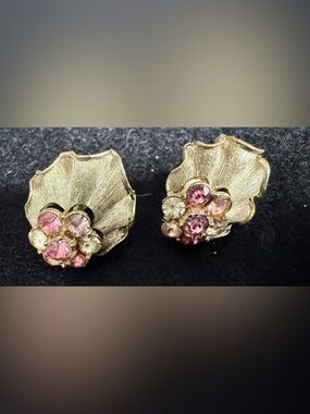 Vintage Kramer of New York Pink Rhinestone Gold Tone Shell Earrings Signed